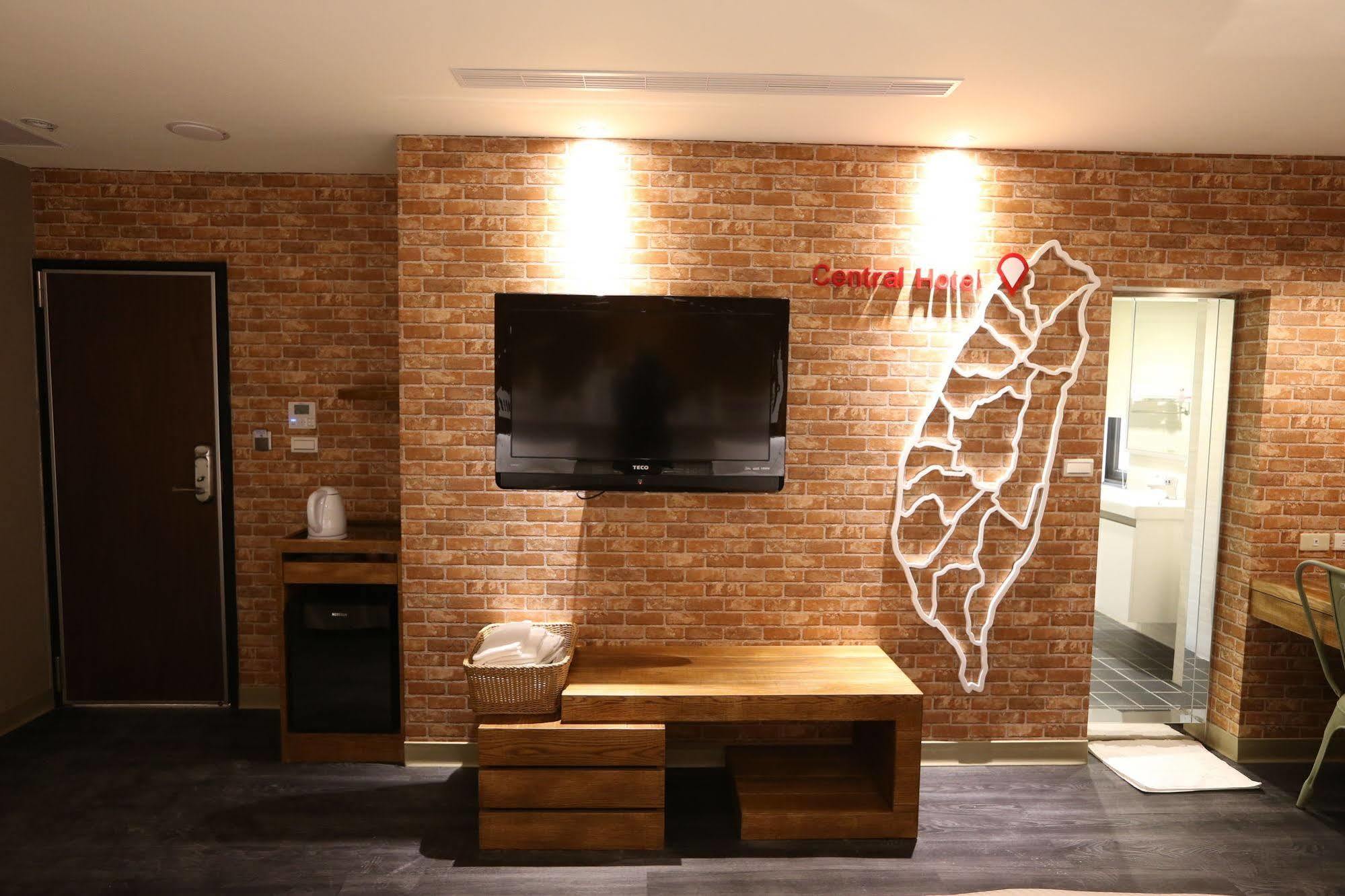 Central Hotel Taoyuan Dış mekan fotoğraf